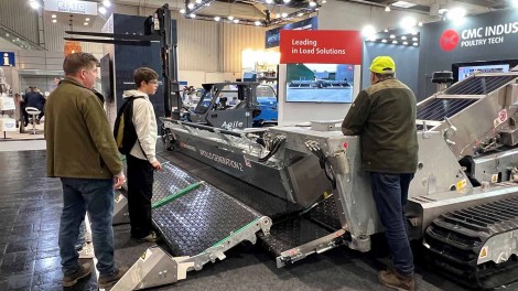 EuroTier Fangmaschine